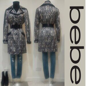 💋STUNNER!💋 VTG Black & Ivory Belted Trench Coat In Lace Print